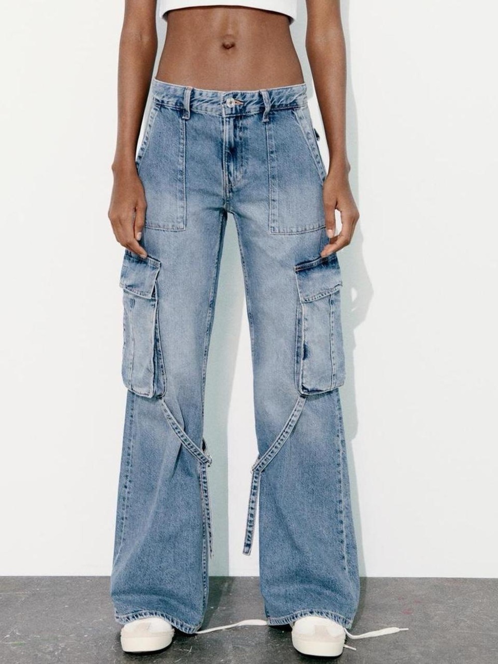 Zara Wide-Leg Cargo Jeans with Strap Details